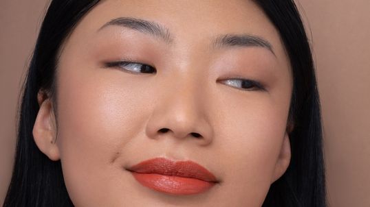 how-to-do-a-face-makeup-538-x-302