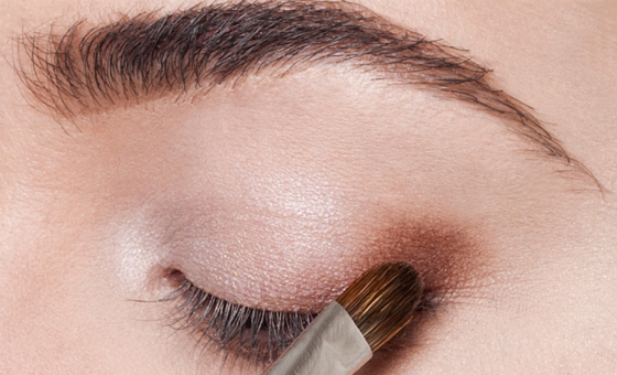 Tutoriel Maquillage Oriental etape 1 - Fard 2