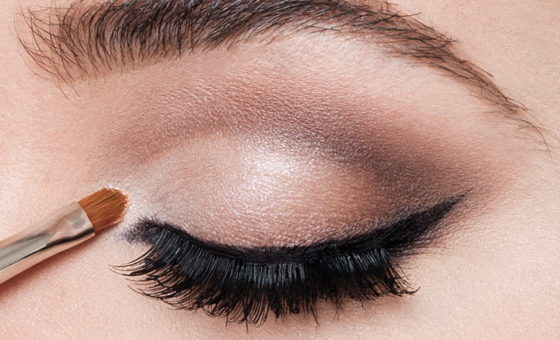 Tutoriel Maquillage Oriental etape 1 - Star lit powder